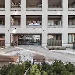 Velvet By Kramm بوزنان