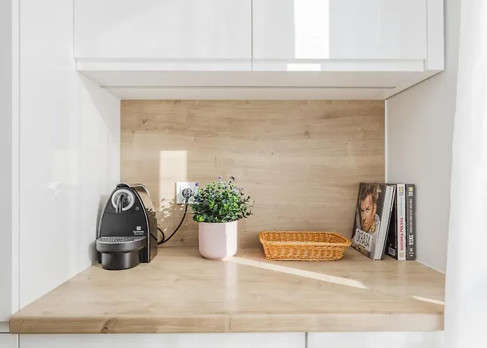 Apartment Velvet By Kramm Posen