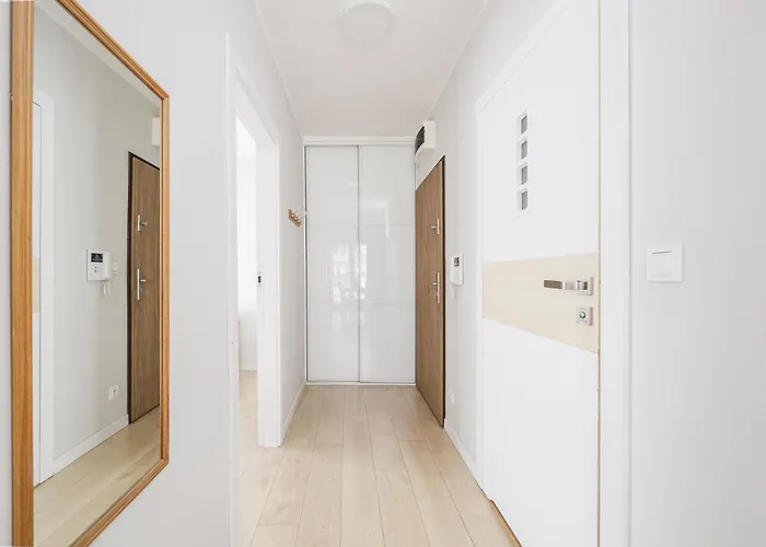 Velvet By Kramm Posen